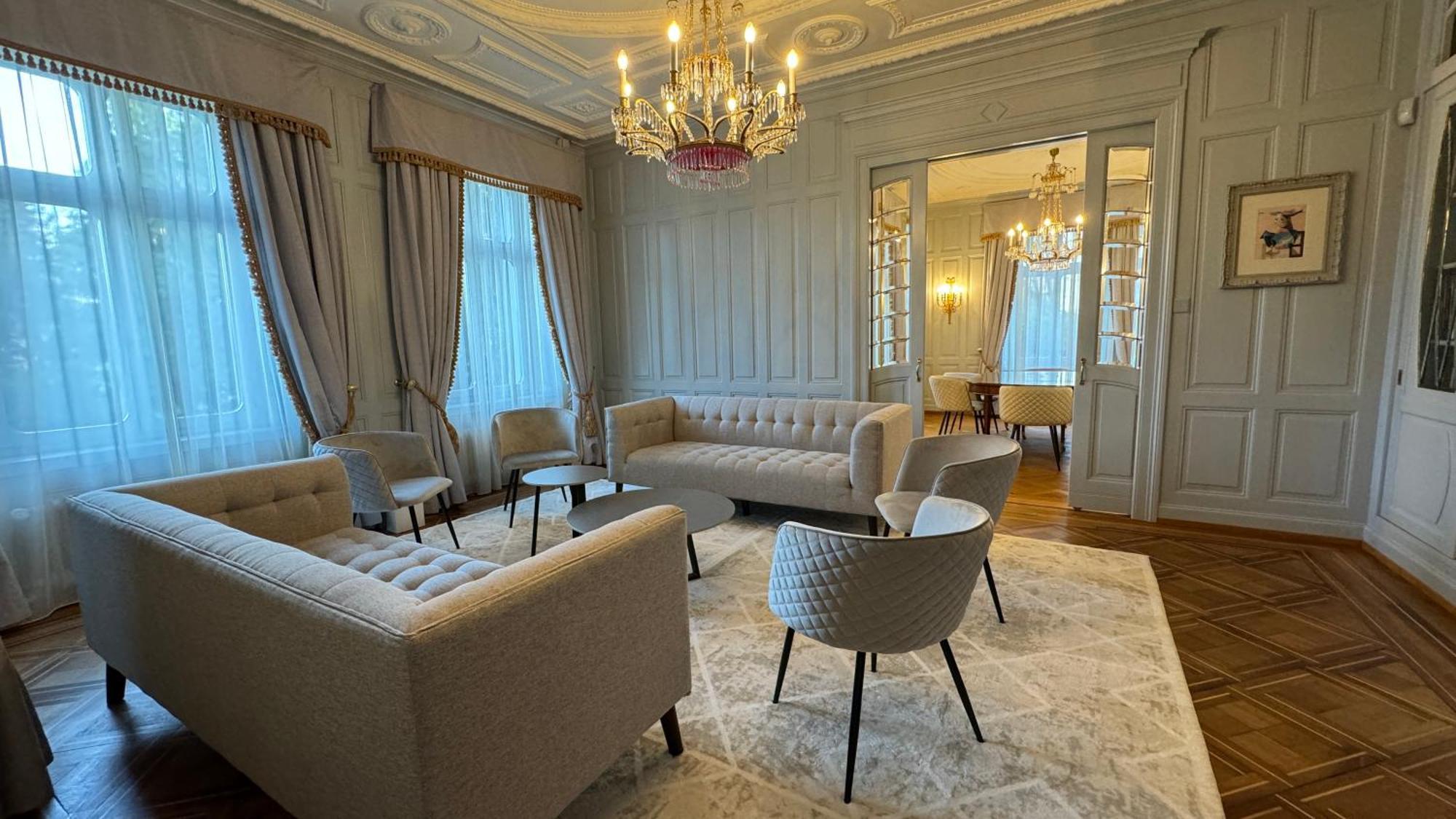 Entire Zurich Villa, Your Private Luxury Escape With In House Staff Екстериор снимка