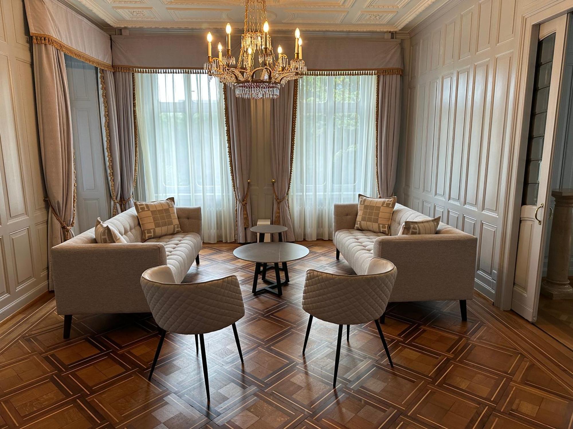 Entire Zurich Villa, Your Private Luxury Escape With In House Staff Екстериор снимка
