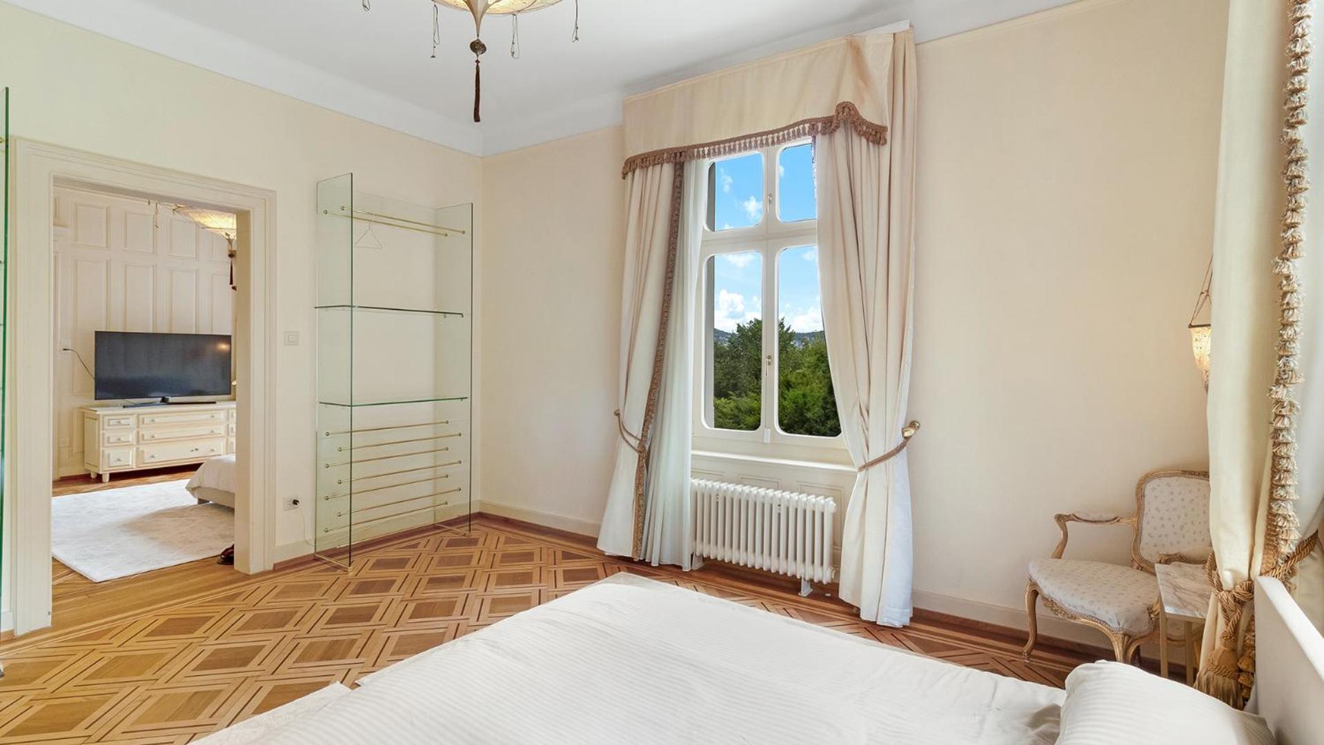 Entire Zurich Villa, Your Private Luxury Escape With In House Staff Екстериор снимка